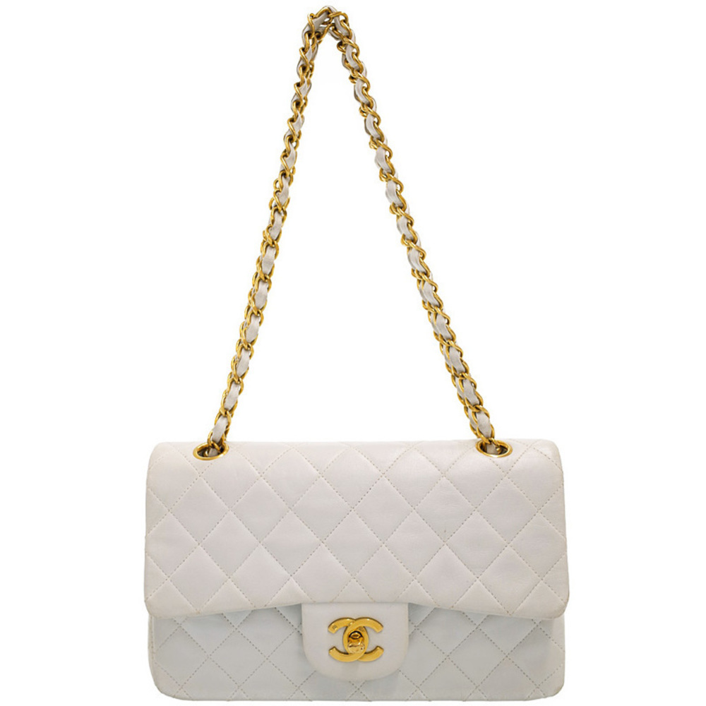 Chanel Matelasse Chain Shoulder Bag White
